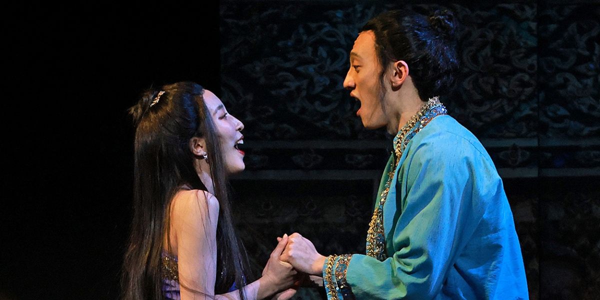Review: THE KING AND I at Beef & Boards Dinner Theatre