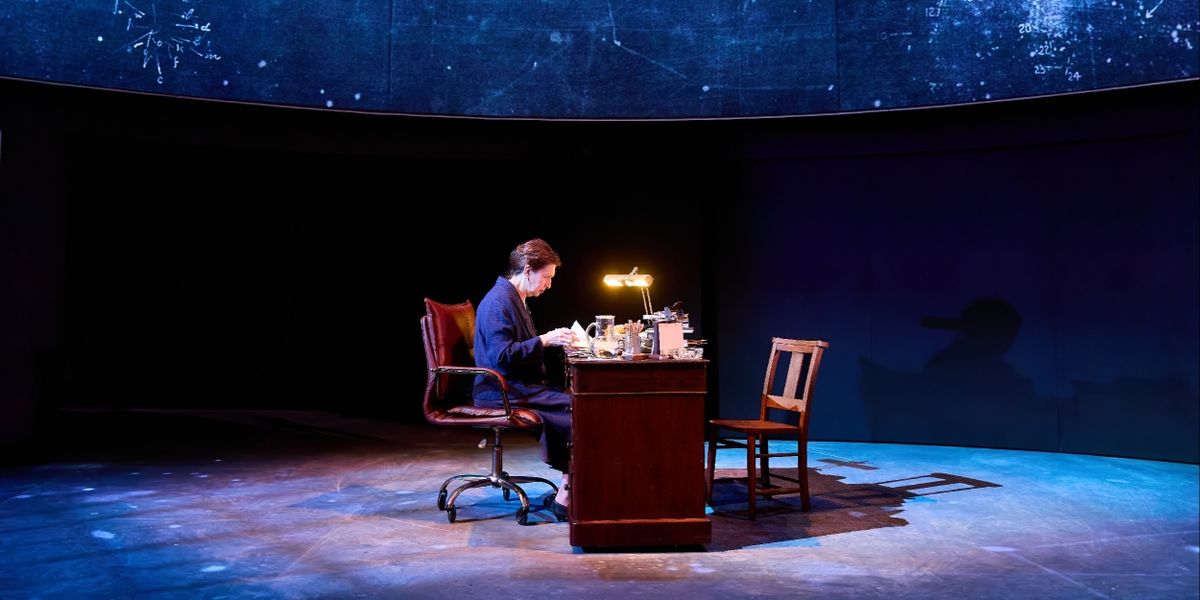 Review: THE LIGHTEST ELEMENT, Hampstead Theatre