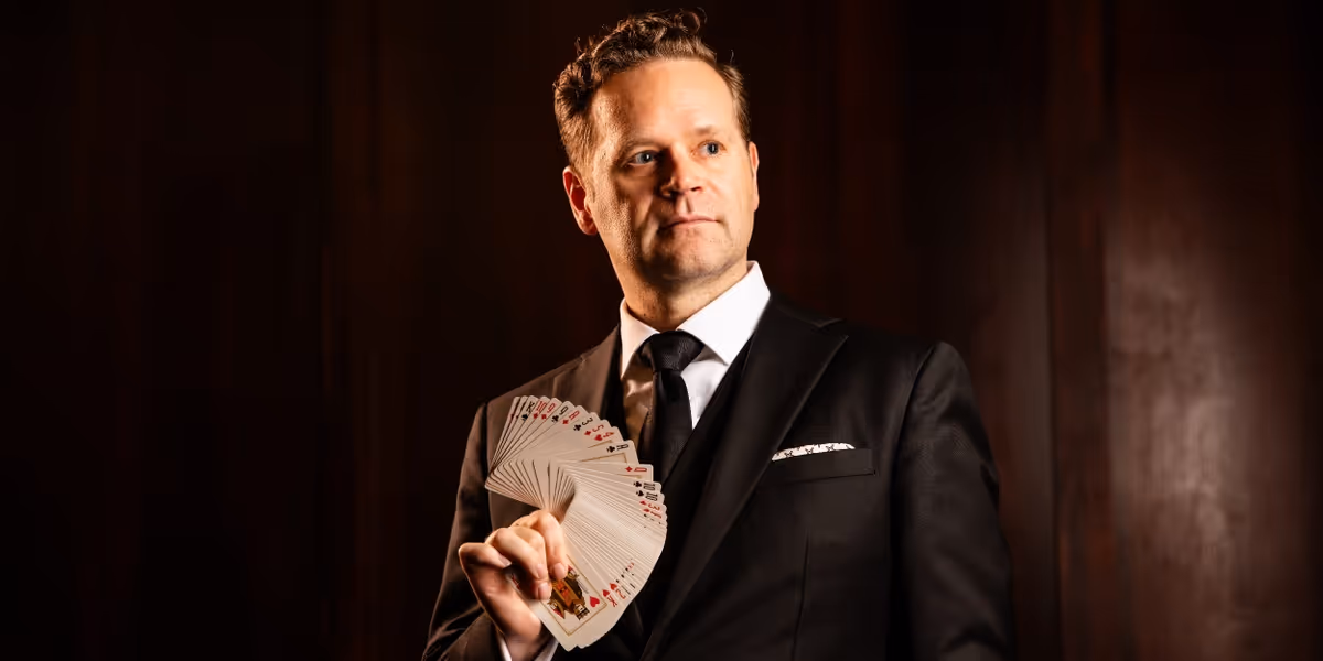 Review: THE MAGIC PARLOUR Presented by Goodman Theatre