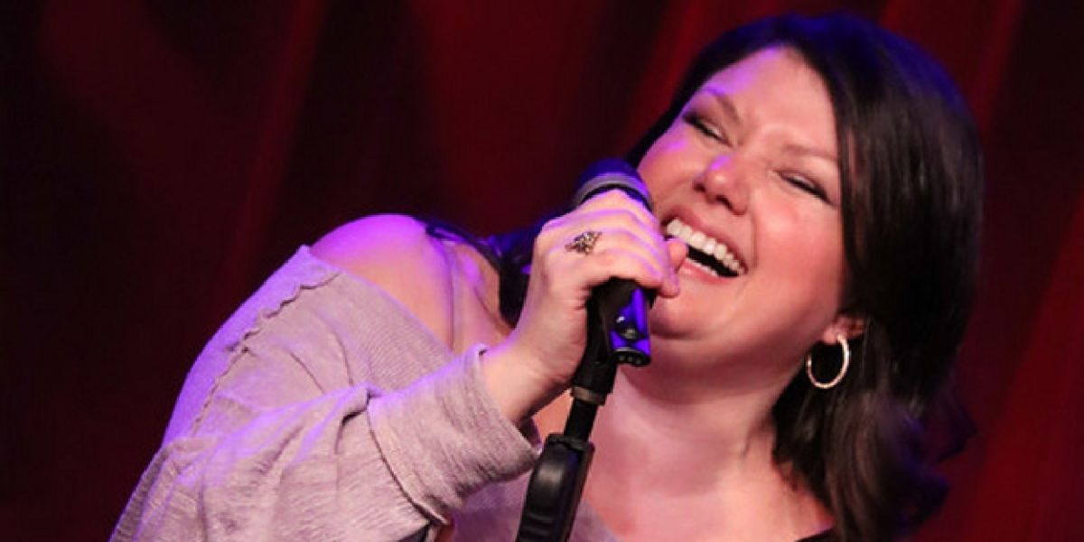 Review: Jane Monheit's THE MERRIEST Is a Seasonal Splash at Birdland