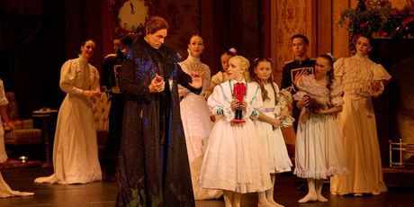 Review: THE NUTCRACKER at Artscape Photo