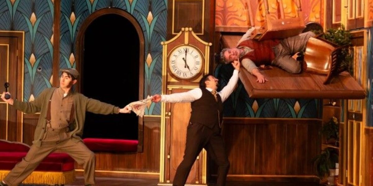 Review: THE PLAY THAT GOES WRONG at 5-Star Theatricals