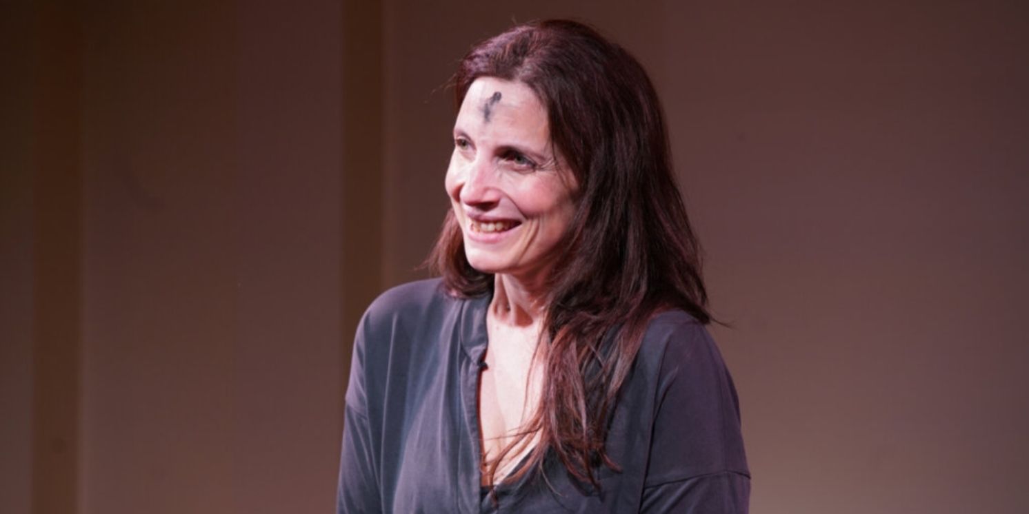 Review: THE POPESS, The Glitch  Image