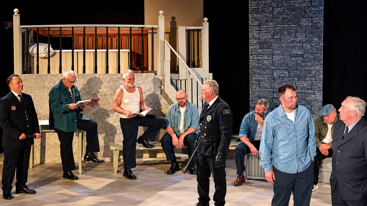 Review: THE SHAWSHANK RESEMPYION at Desert TheatreWorks