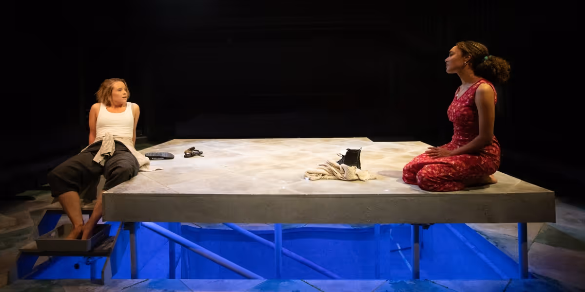 Review: THE SWELL, Orange Tree Theatre