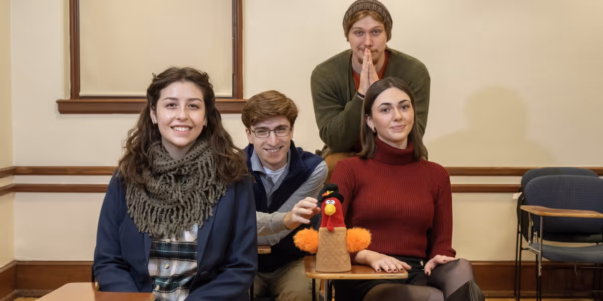 Review: THE THANKSGIVING PLAY at Washington University Performing Arts
