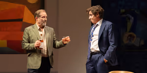 Review: THE TRUTH,  Apollo Theatre
