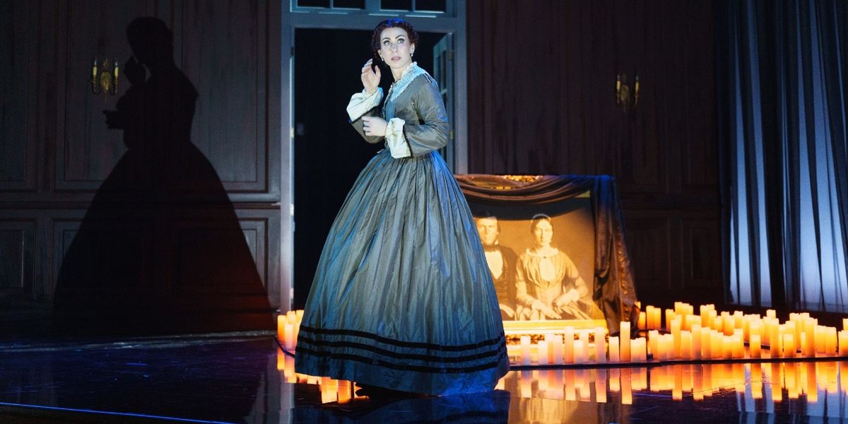 Review: THE TURN OF THE SCREW AT SPOLETO FESTIVAL USA at Dock Street Theatre