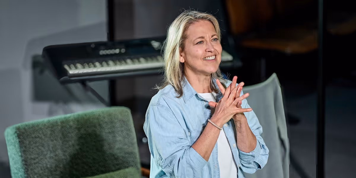 Review: THE UNBELIEVERS, Starring Nicola Walker