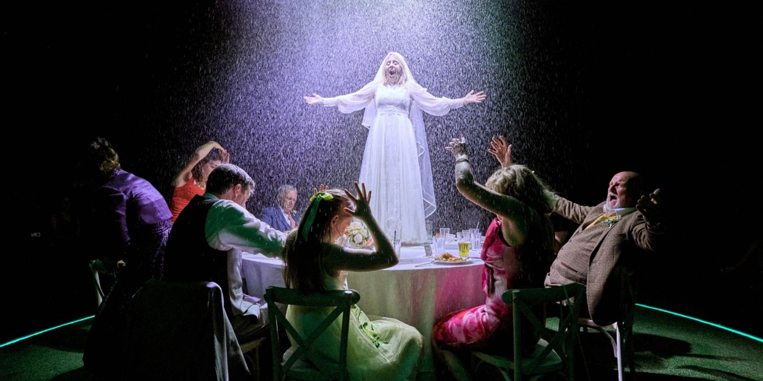 Review: 'TILL THE STARS COME DOWN, Theatre Royal Haymarket  Image