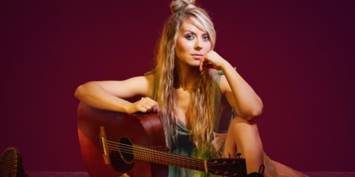 EDINBURGH 2023: Review: TINK, Underbelly Clover
