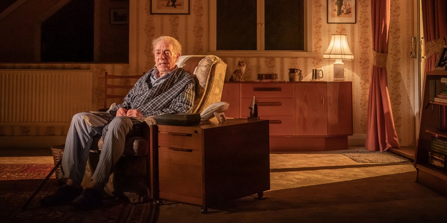 Review: TO HAVE AND TO HOLD, Hampstead Theatre  Image