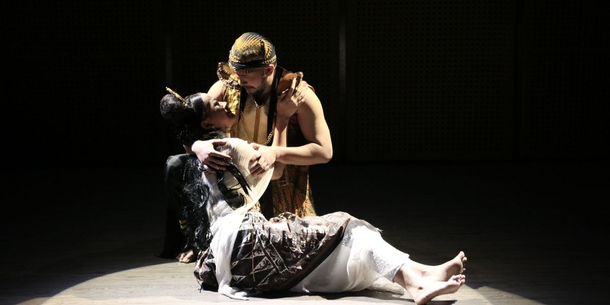 Review: Prose of the Old Days in “Tunggulah Aku di Gunung Parang”