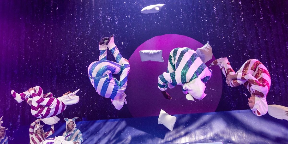 Review: 'TWAS THE NIGHT BEFORE... BY. CIRQUE DU SOLEIL at Key Bank State Theatre