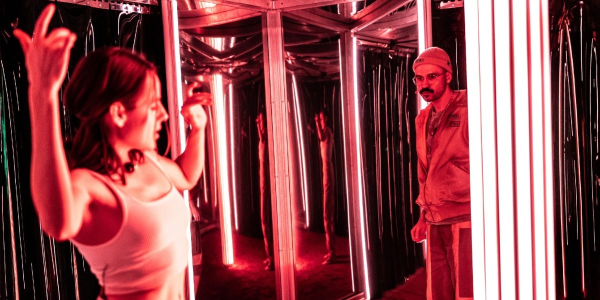 Review: ŁUKASZ TWARKOWSKI: THE EMPLOYEES, Southbank Centre