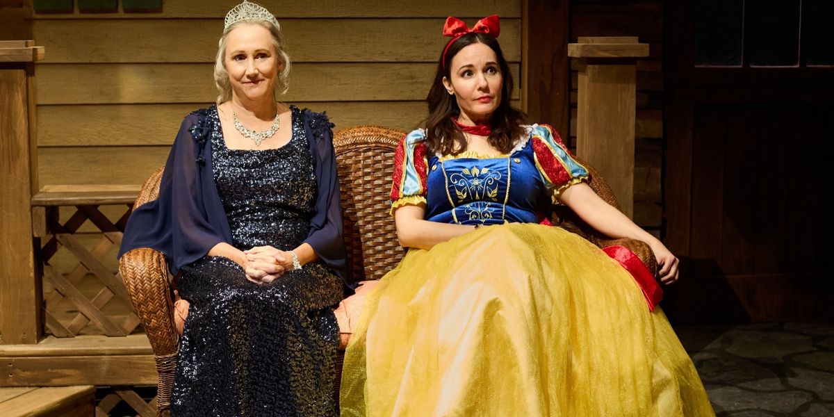 Review: VANYA AND SONIA AND MASHA AND SPIKE at 4th Wall Theatre Company