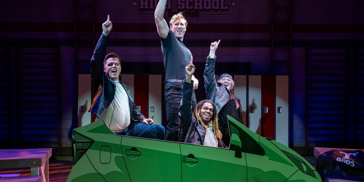 Review: VAPE! A GREASE MUSICAL PARODY at The Apollo Theater
