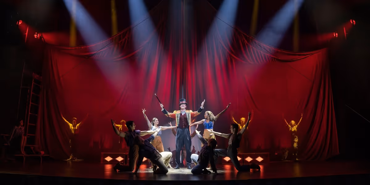 Review: WATER FOR ELEPHANTS at The National Theatre