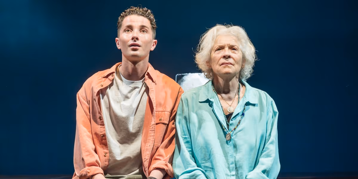 Review: WE HAD A WORLD, Hampstead Theatre
