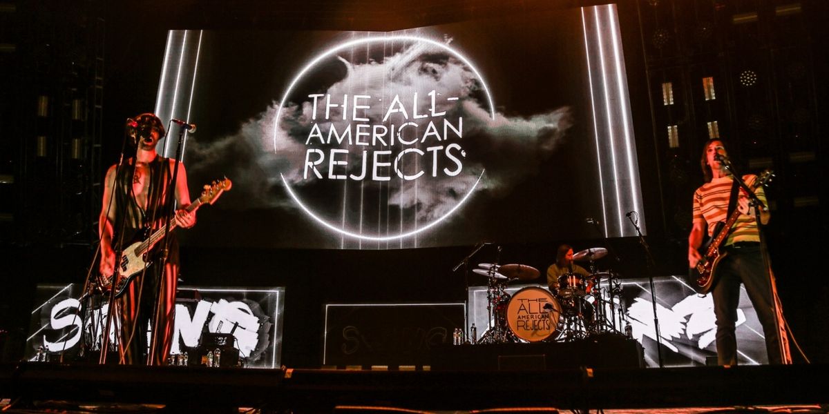 Review: WET HOT ALL AMERICAN SUMMER TOUR - ALL AMERICAN REJECTS at Armory