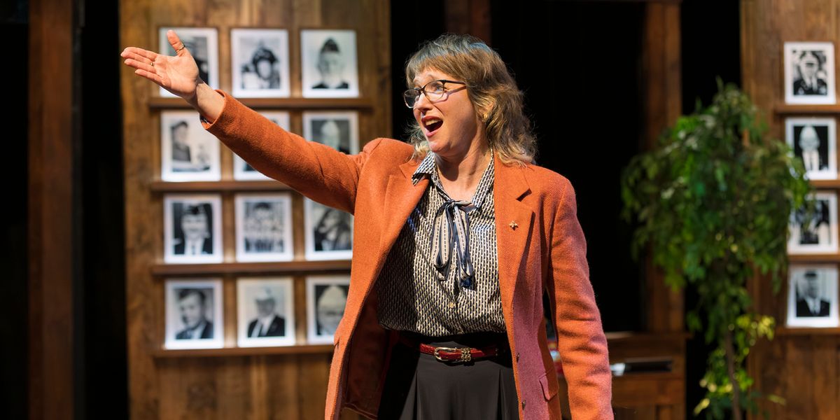 Review: WHAT THE CONSTITUTION MEANS TO ME at Hillbarn Theatre