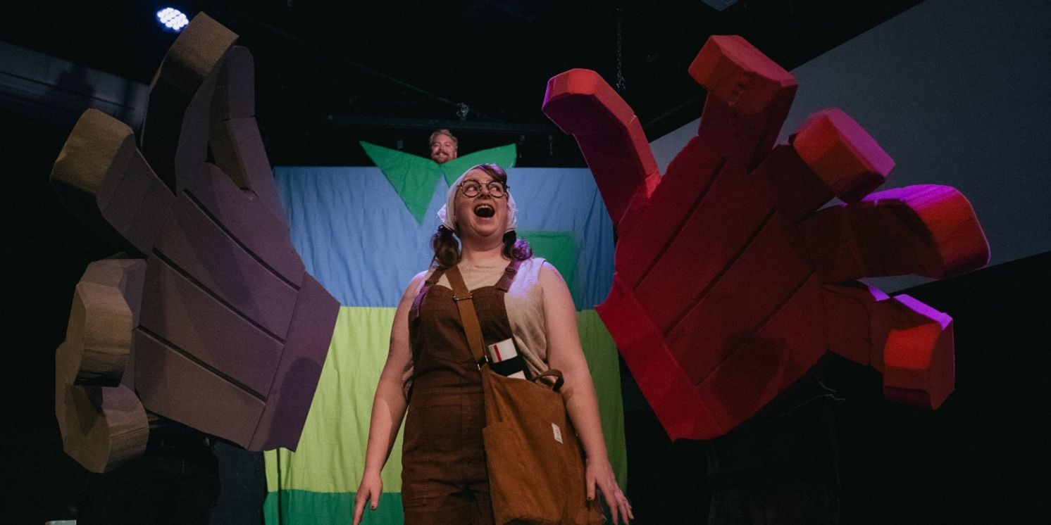 Review: WIDDLE WOMEN at Elysian Theatre  Image