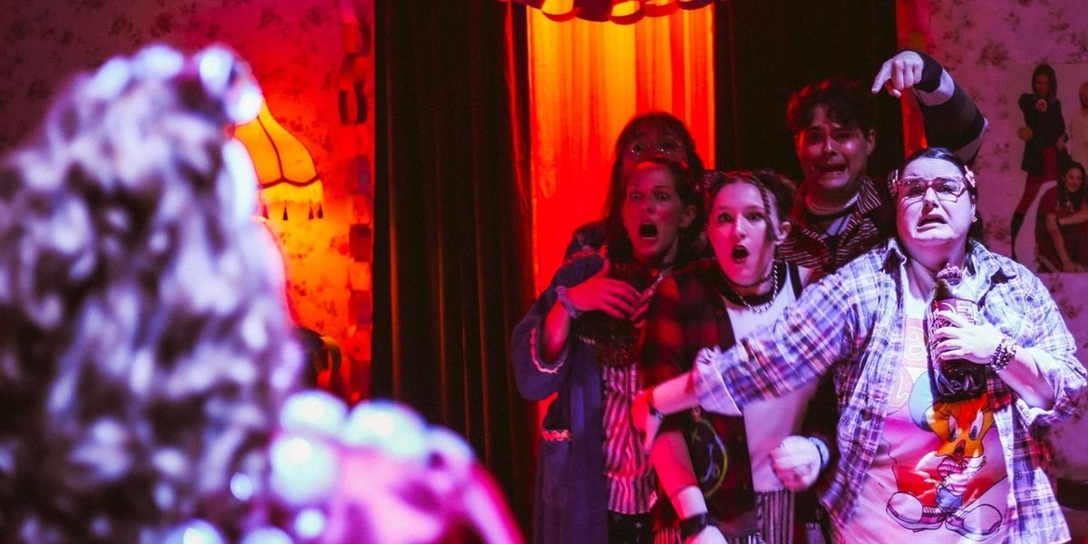 Review: The Hilarious WILD NIGHTS: AN EMILY DICKINSON SLEEPOVER PLAY is Driven by Absurd Performances