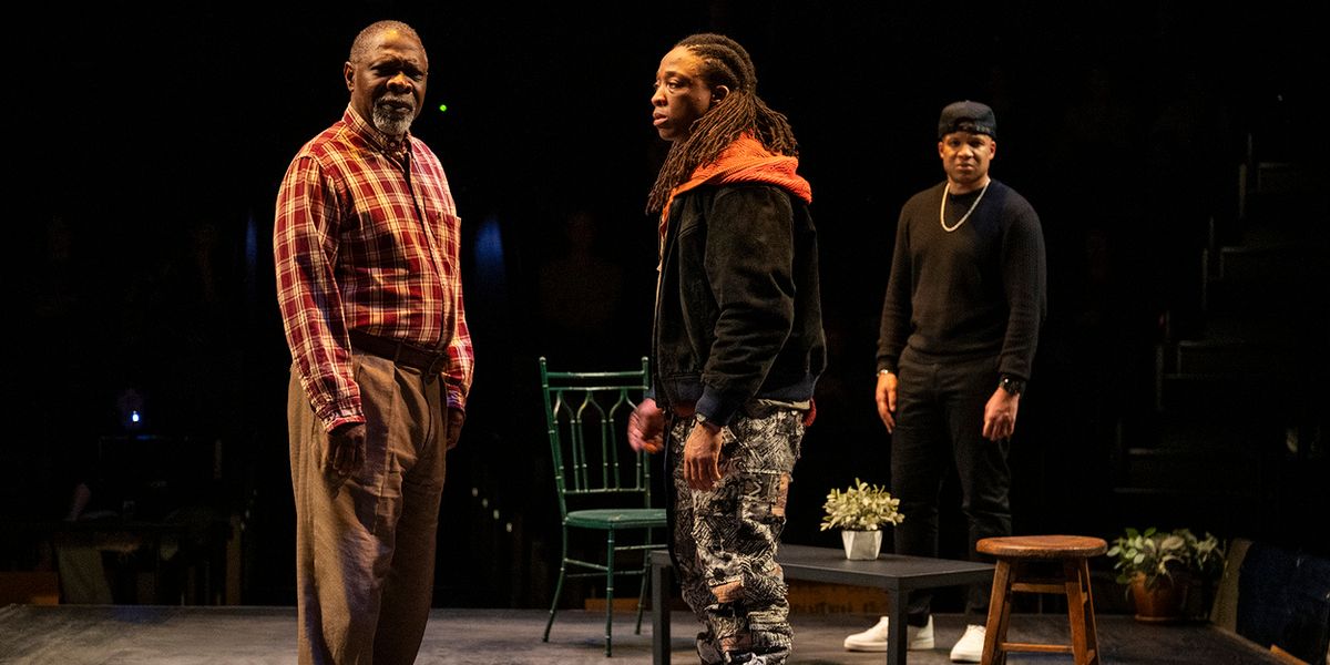 Review: WINDFALL at Steppenwolf Theatre Company