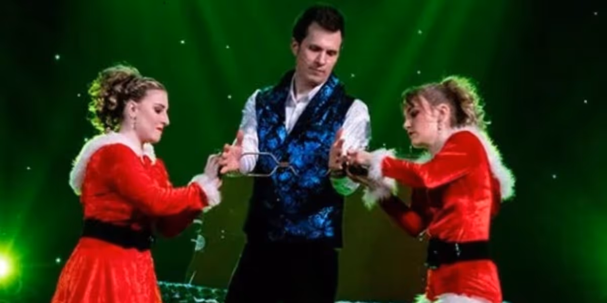 Review: WINTER WONDERLAND at Magic And Wonder Dinner Theatre