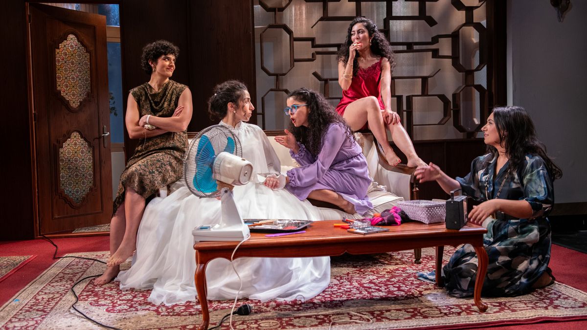 Review: WISH YOU WERE HERE at Studio Theatre