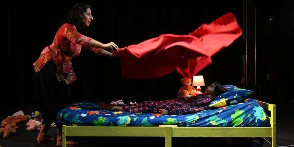 Review: WITHIN TOUCHING DISTANCE, Stephen Lawrence Gallery