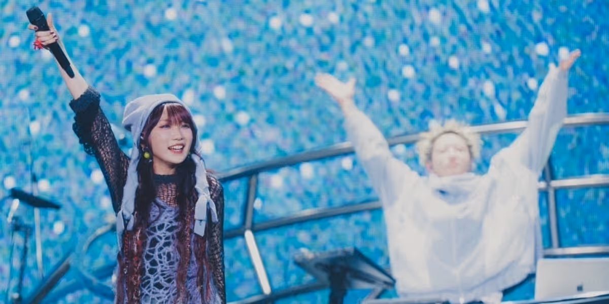 Review: YOASOBI 5TH ANNIVERSARY DOME LIVE SURREALISM at Kyosera Dome (Osaka)