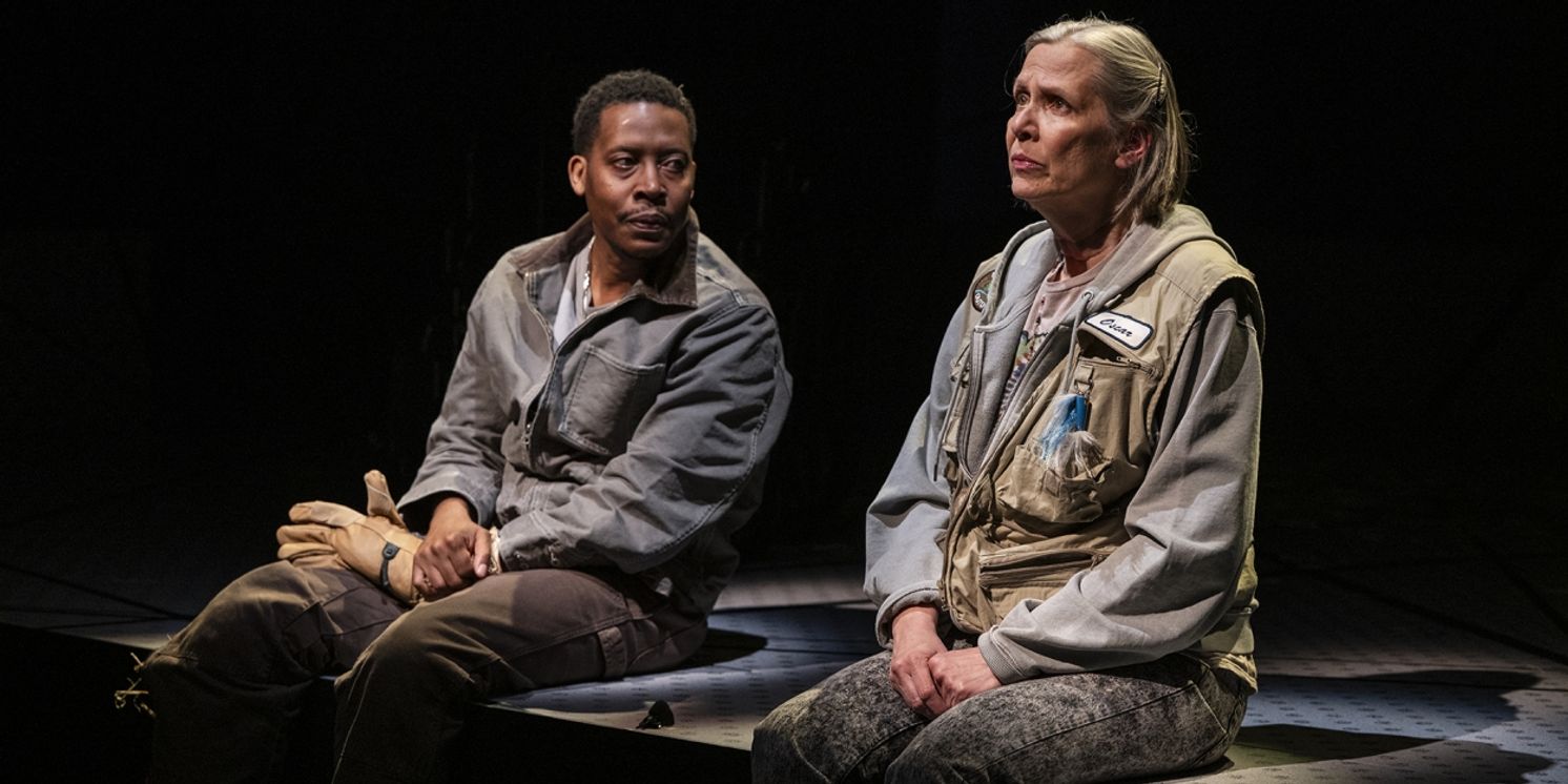 Review: YOU WILL GET SICK at Steppenwolf Theatre Company  Image
