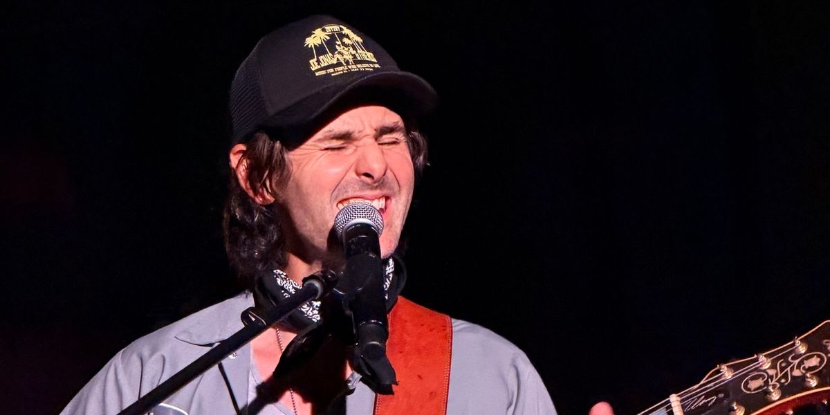 Review: Zane Carney Is Exquisite Live in Concert at The Green Room 42