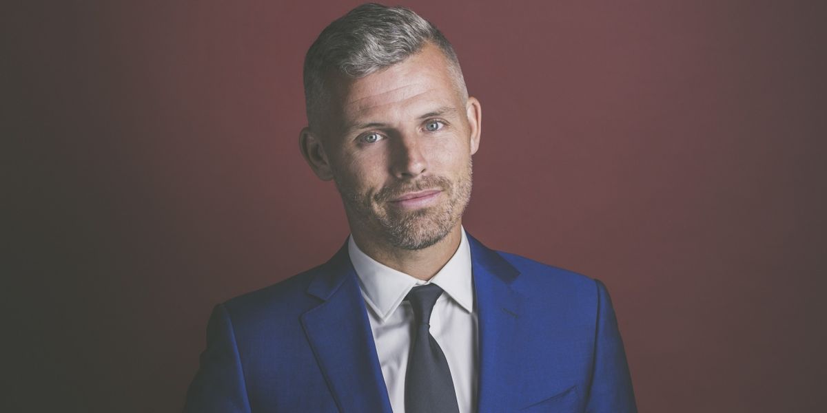 Ring In The New Year At The Den Theatre With Des Bishop