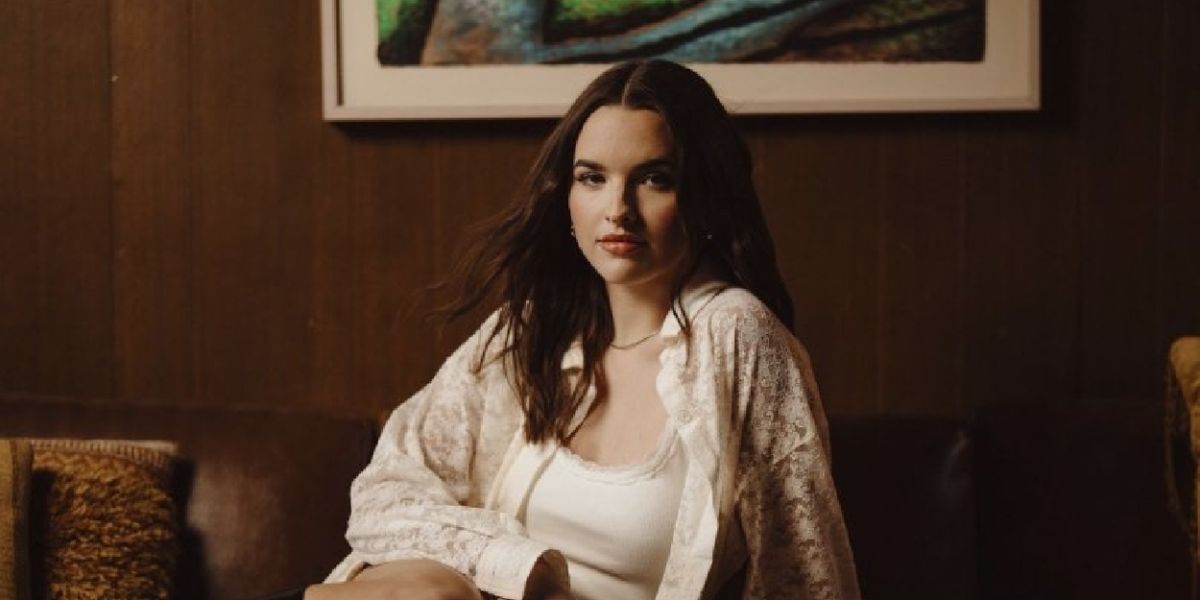 Rising Pop Star Jenna Raine Sets Summer Headline Tour Dates