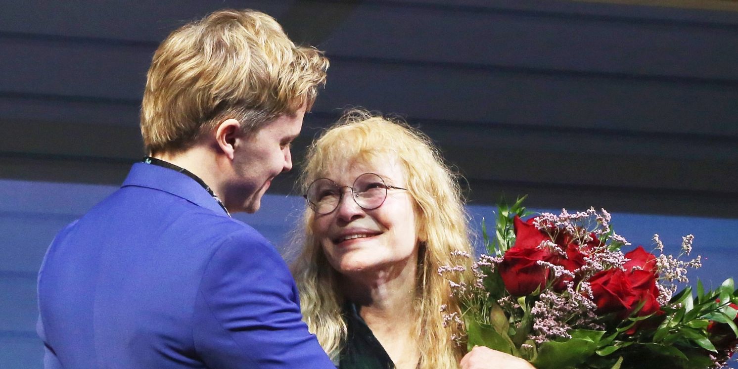 Ronan Farrow 'Gently Nudged' Mother Mia Farrow to Return to Acting in THE ROOMMATE  Image