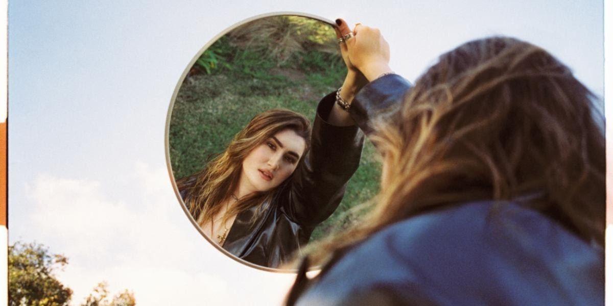 Rosa Linn Shares Pop Anthem 'Universe'