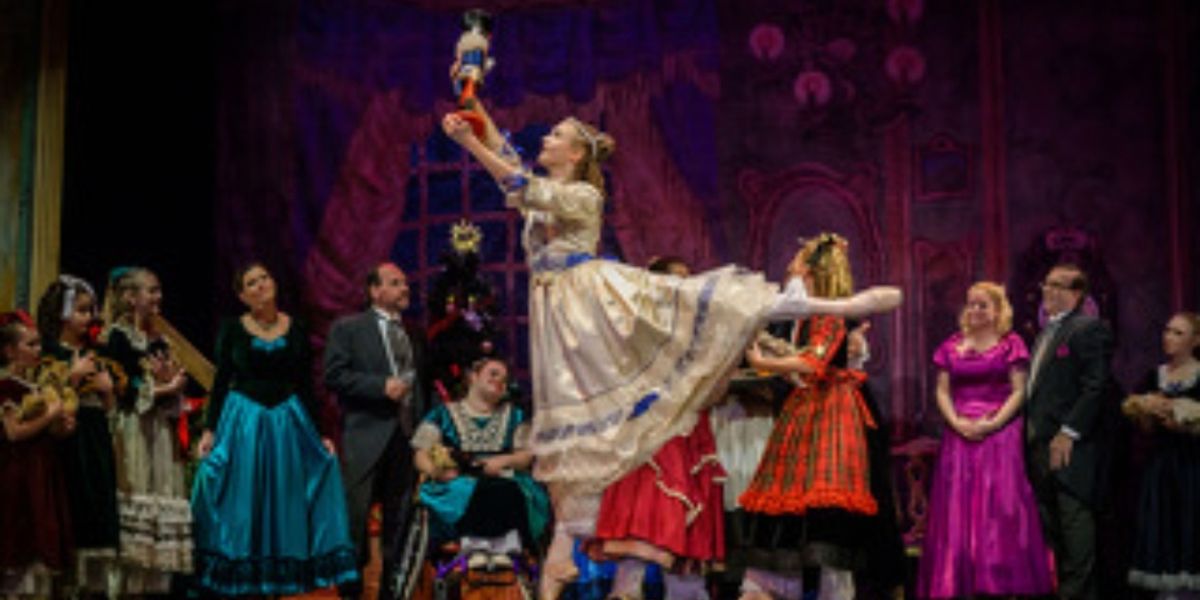 Roxey Ballet's American Holiday Classic THE NUTCRACKER Opens Thanksgiving Weekend