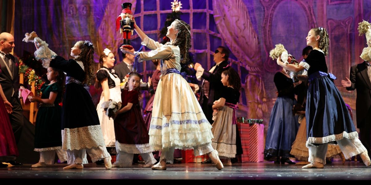 Roxey Ballet's THE NUTCRACKER to Open Thanksgiving Weekend