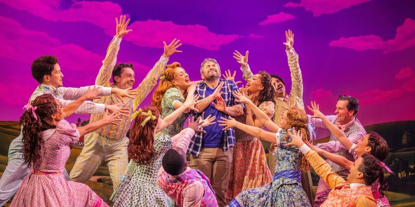 SCHMIGADOON! Wins 2026 ACCA Award for Outstanding Broadway Chorus Photo