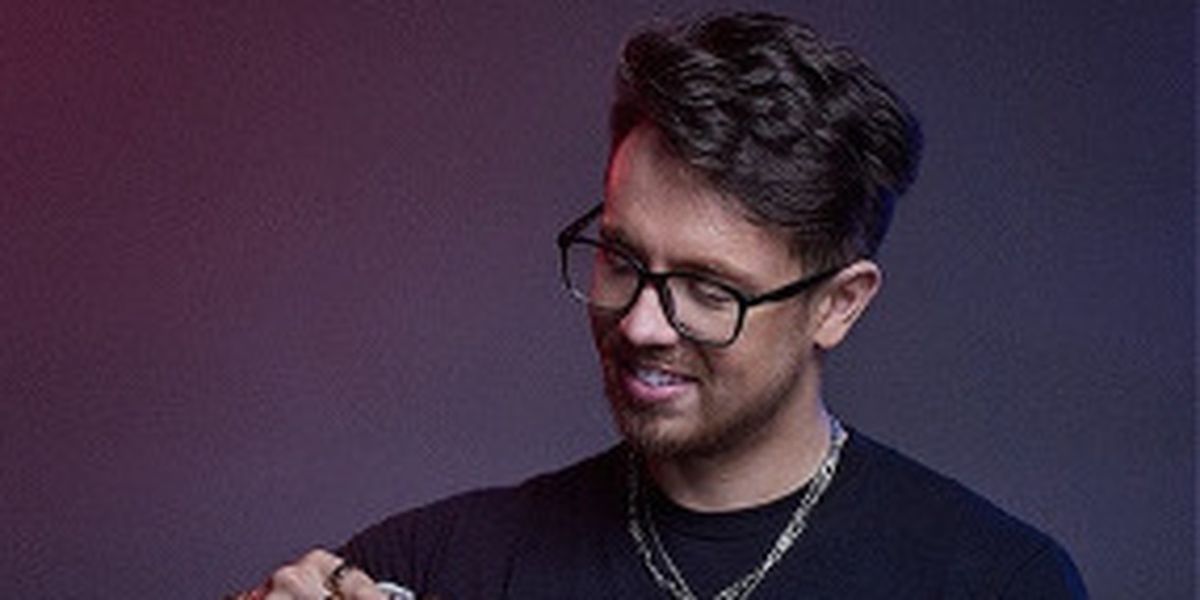SHOWMAN: Magician James Phelan to Bring New Show to London and Edinburgh Fringe