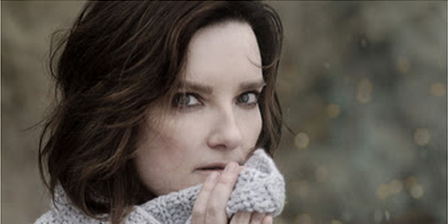 SHUCKED Songwriter Brandy Clark Drops Holiday Song 'My Favorite Christmas'  Image