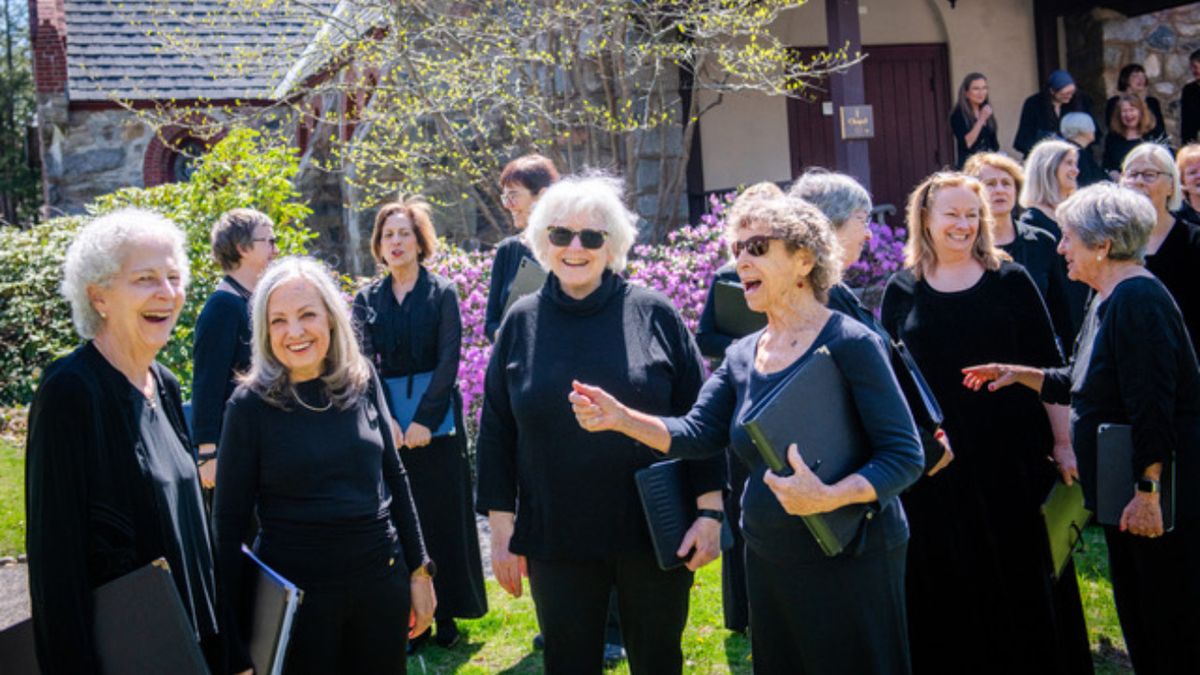 Concord Women's Chorus to Present SING WE NOEL Winter Holiday Concert