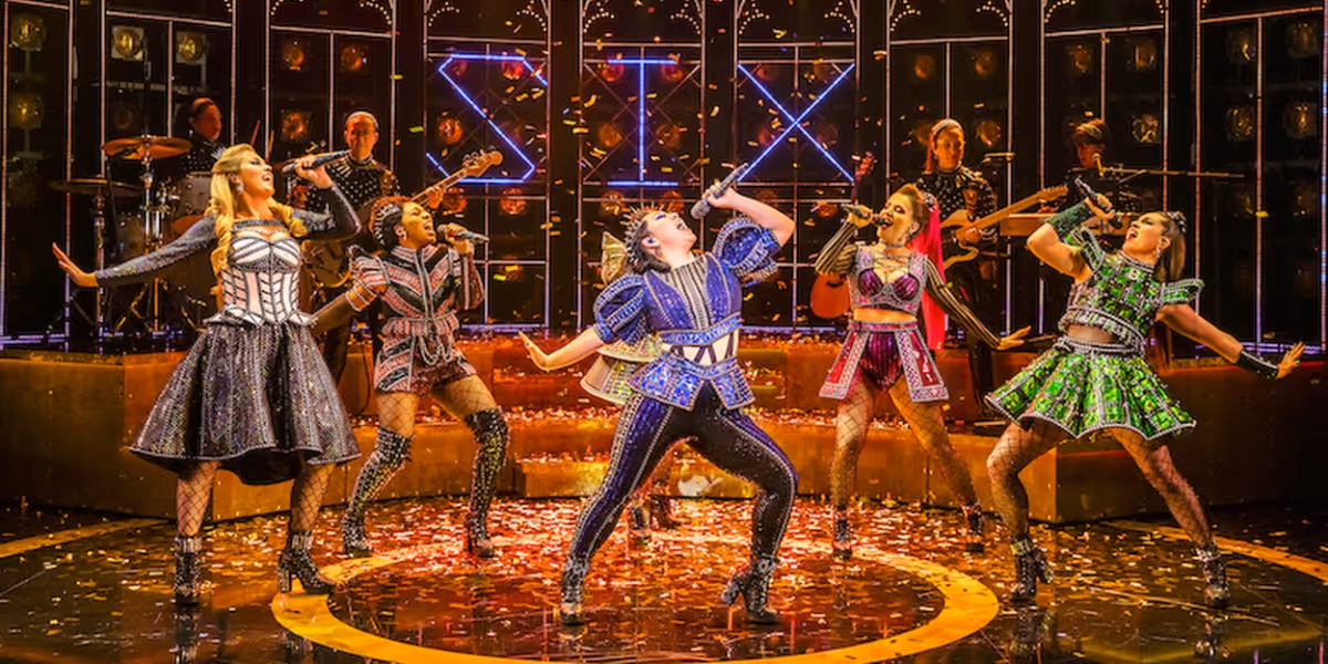 Toby Marlow and Lucy Moss' SIX to Debut in Italy This Month