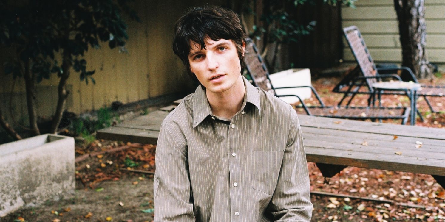 SLOW HOLLOWS Share New Single 'Old Yeller' & Announce 2024 US Tour  Image