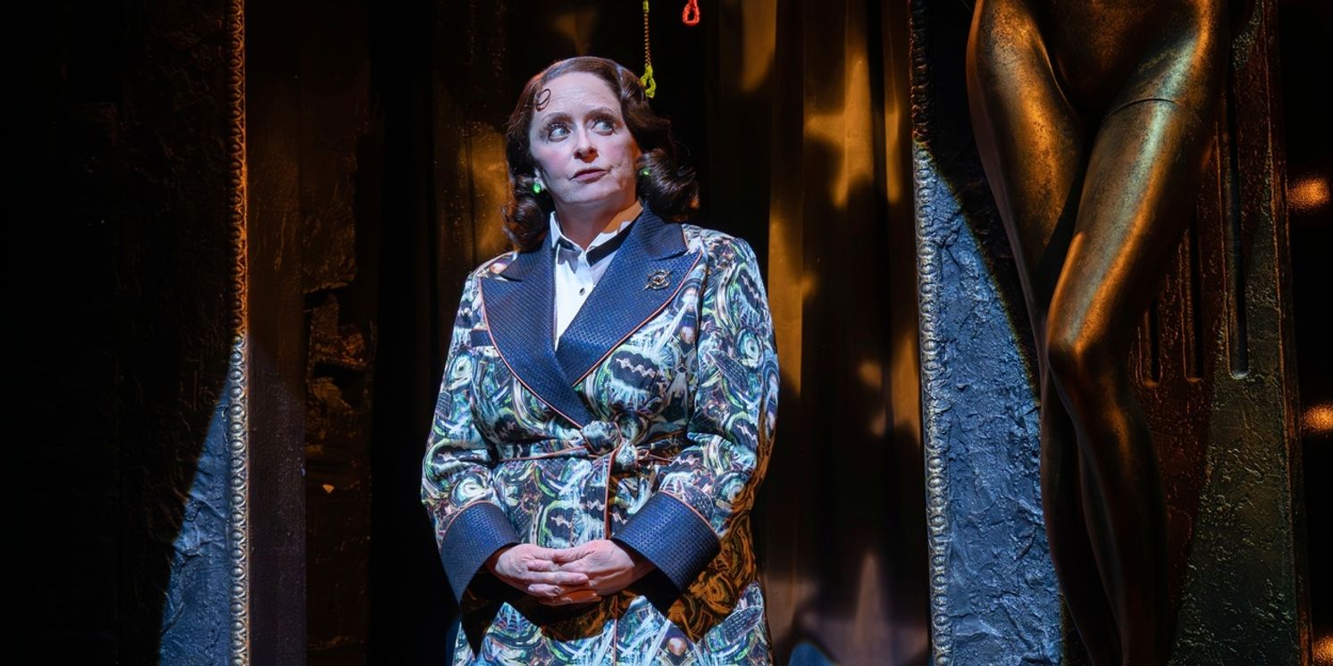 Did You Know That These SNL Stars Have Appeared in Broadway Shows?  Image