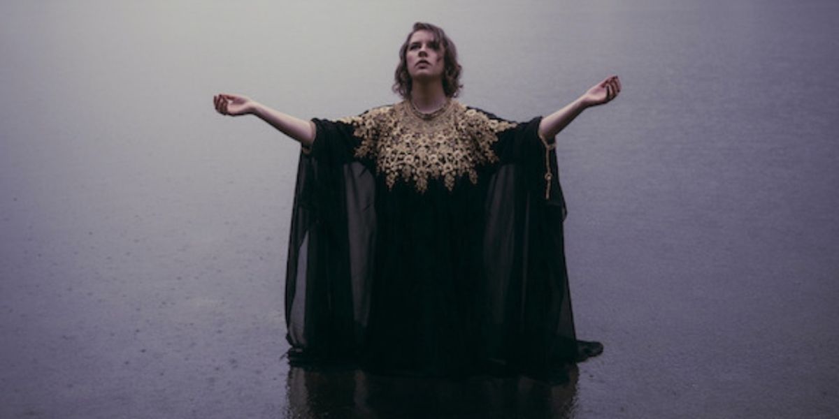 SPELLES Releases Debut Album 'Diving Into the Arms of the Divine'