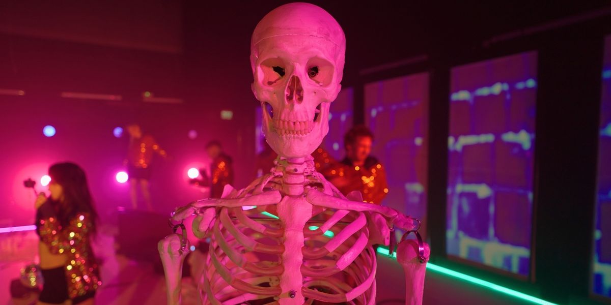 STEP - SCENES FROM THE HISTORY OF HUMANKIND Comes to the Cameri Theatre