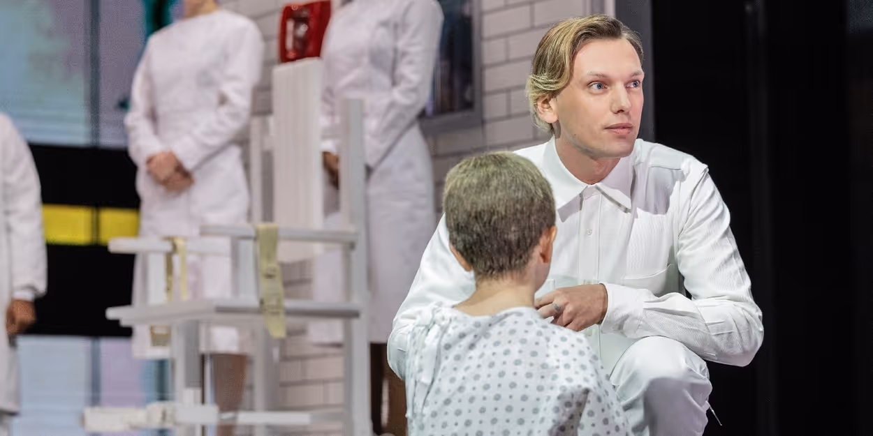 Video: STRANGER THINGS Star Jamie Campbell Bower Makes Cameo in Broadway Play Video